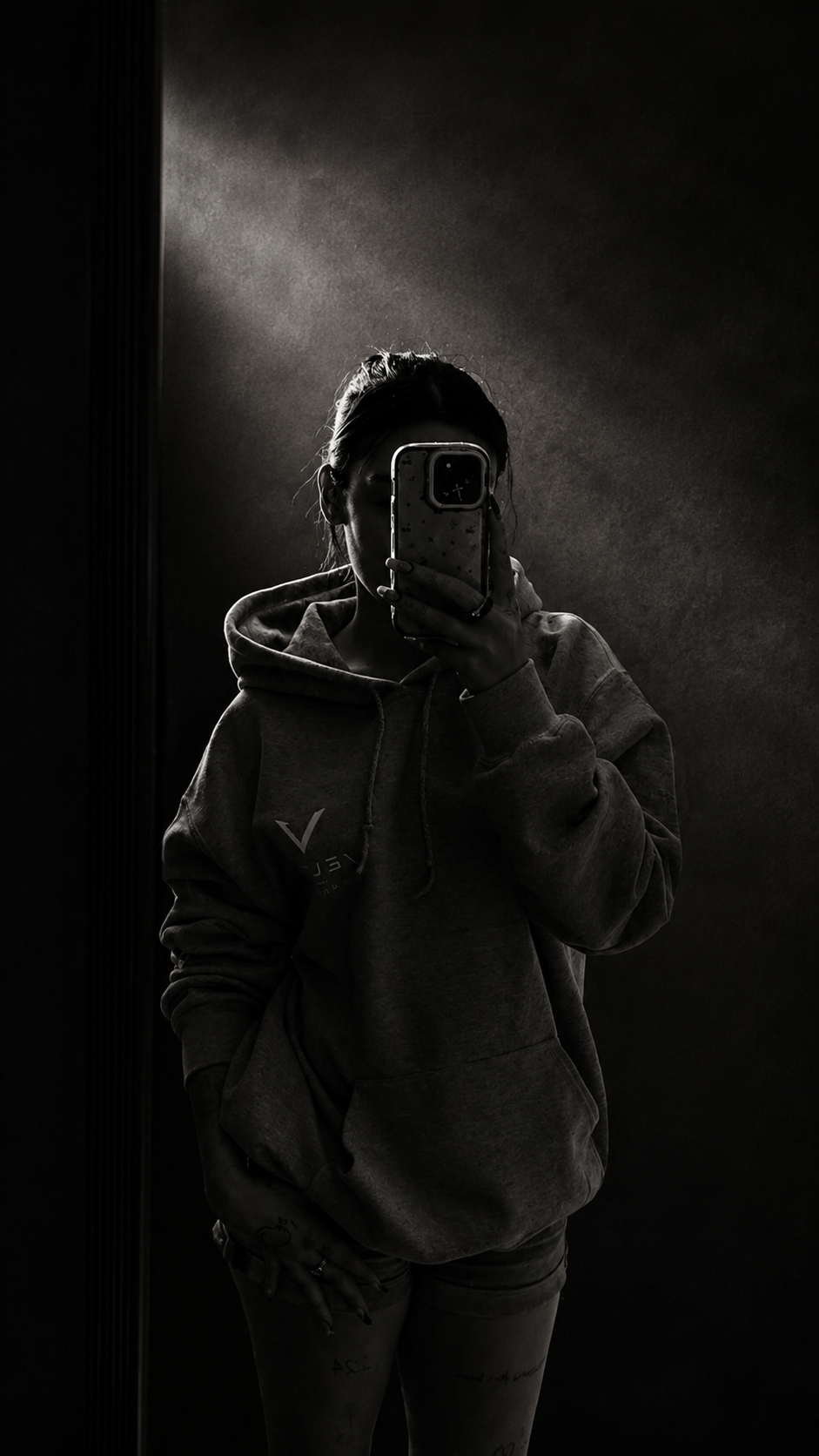 VELTRA Hoodie Essential – Gris pâle